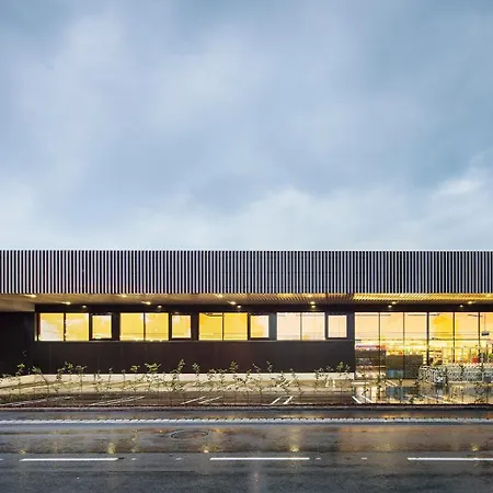 Little Tiny Village Haus 1 *